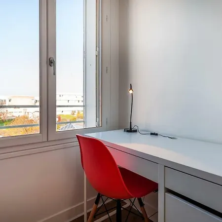Apartment Grand Moderne A Proximite De La Gare