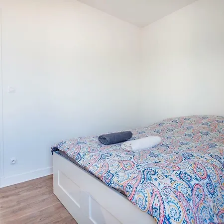 Grand Moderne A Proximite De La Gare Apartment