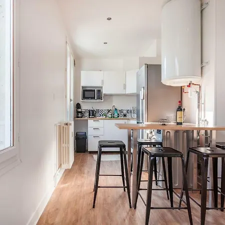 Apartment Grand Moderne A Proximite De La Gare Amiens